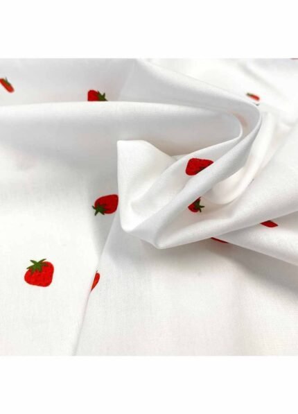 Fabric Ref 4685 - Mini Strawberry Cotton