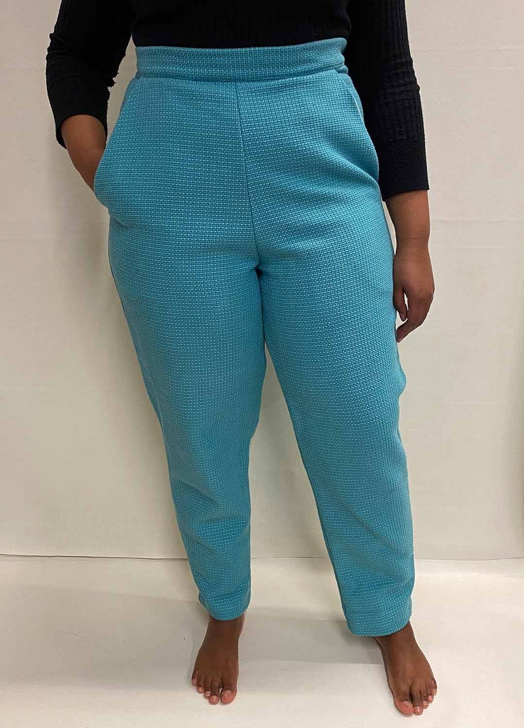Aqua Trousers- ref 40 - Resale item - Approx 12-14