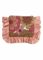 Design your own frilly rectangular pouch