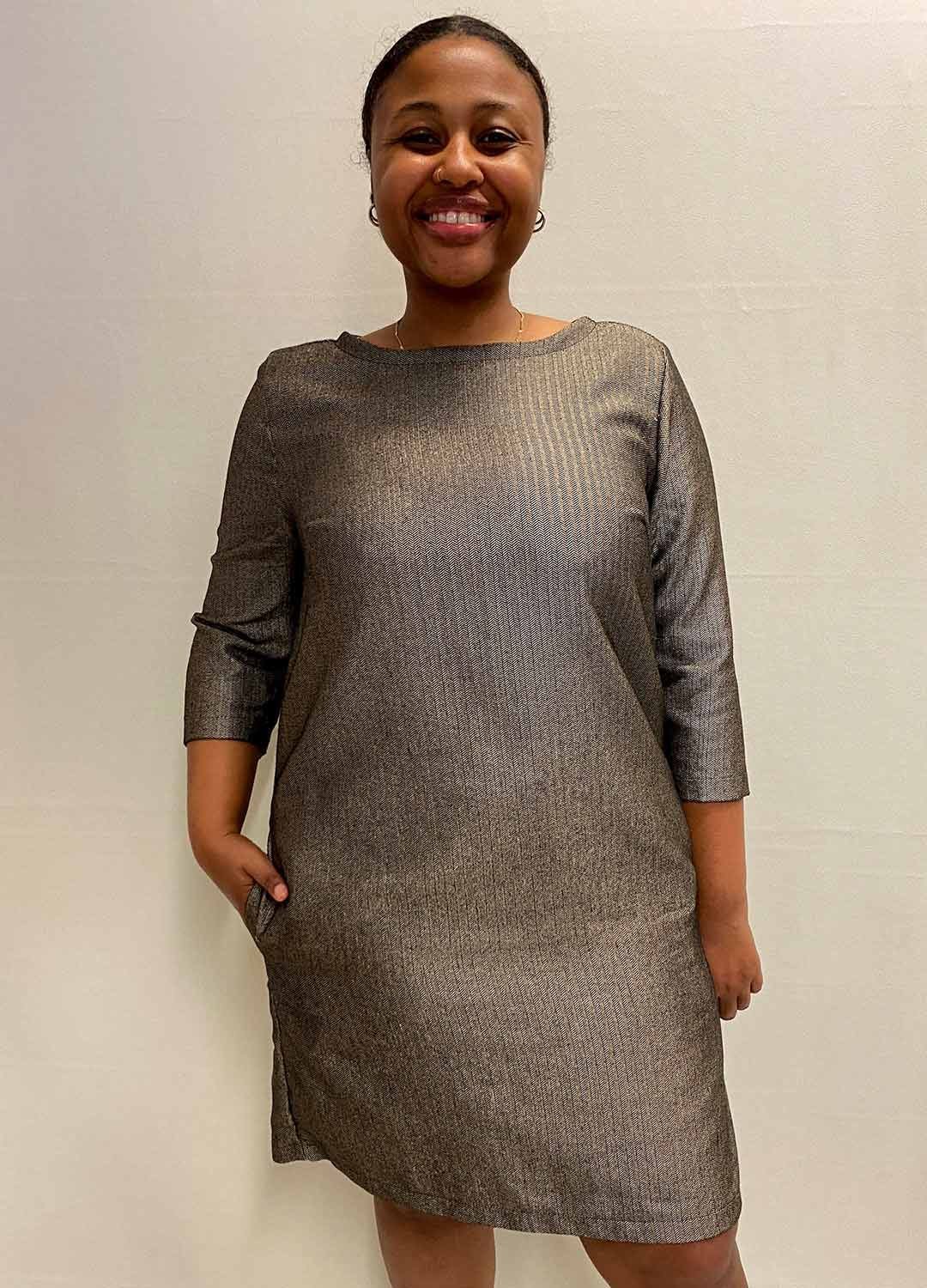 Wool Shift Dress- ref 29 - Resale item - Approx 12-14 1 Wool Shift Dress- ref 29 - Resale item - Approx 12-14