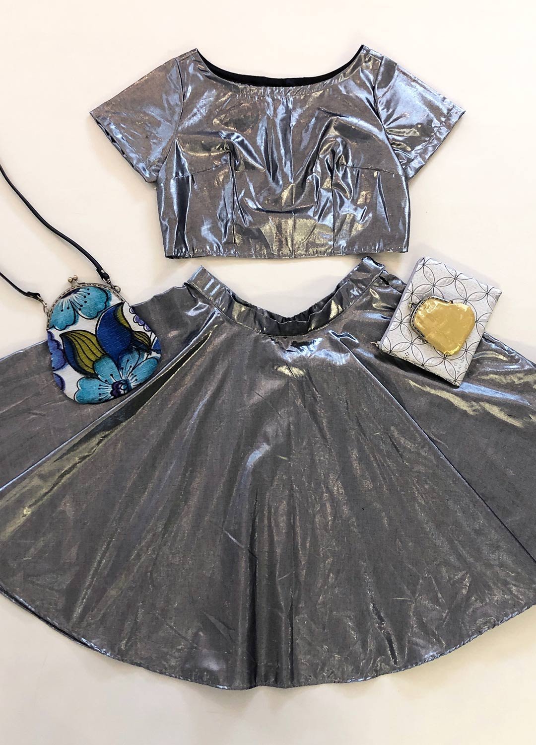 Maxxie's Bundle - UK 14-16 Circle Two Piece + Accessories 1 Maxxie's Bundle - UK 14-16 Circle Two Piece + Accessories