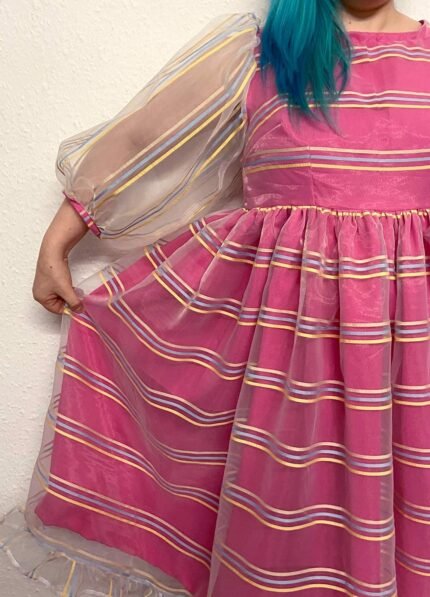 Design your own: Sheer garment with lining - Fabric Surcharge