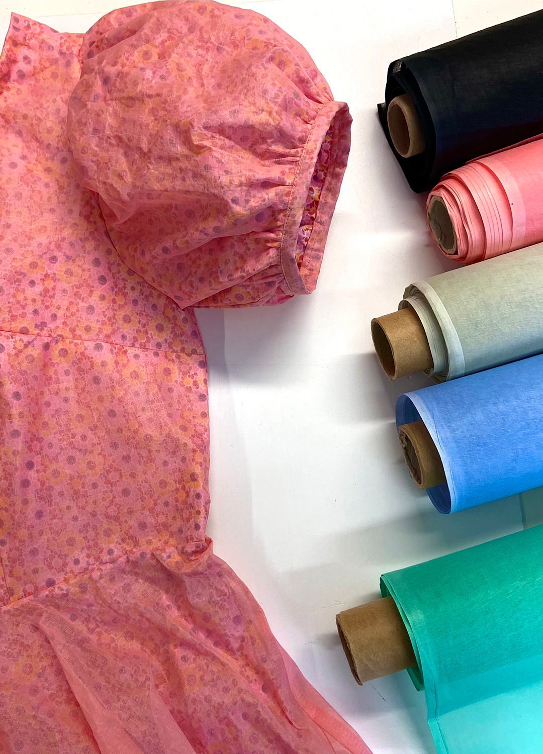 Design your own: Organdy design your own garments with another main fabric as the lining 1 Design your own: Organdy design your own garments with another main fabric as the lining