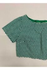 Green Zig Zag Crop top- ref 56 - Resale item - Approx 12-14