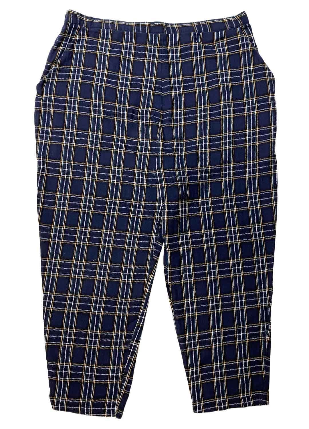 Navy check brushed cotton trousers - ref 242 - Resale item - Approx UK 22-24 1 Navy check brushed cotton trousers - ref 242 - Resale item - Approx UK 22-24
