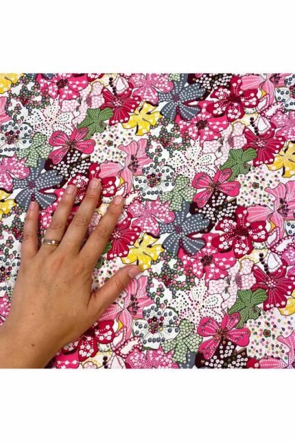Fabric Ref 4025 - Floral Cotton