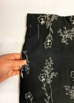 Black floral viscose A-line skirt- ref 171 - Resale item - Approx UK 14-16
