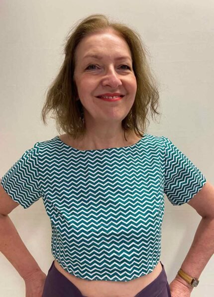 Green Zig Zag Crop top- ref 56 - Resale item - Approx 12-14