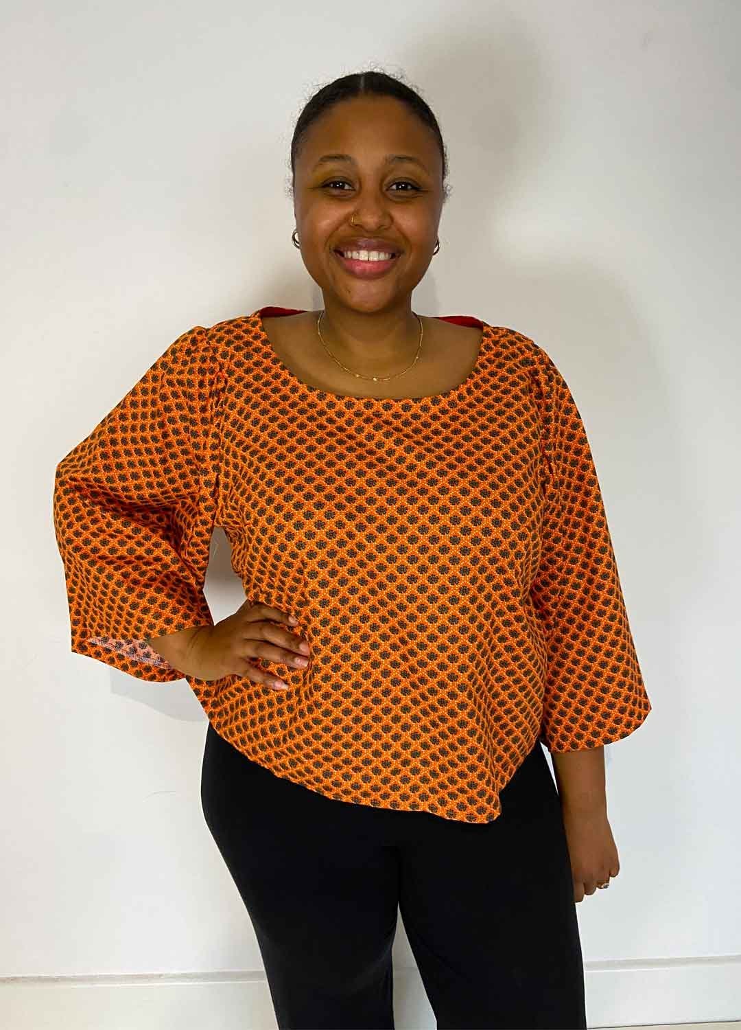 Orange Floral Tee - ref 145 - Resale item - Approx UK 14-16